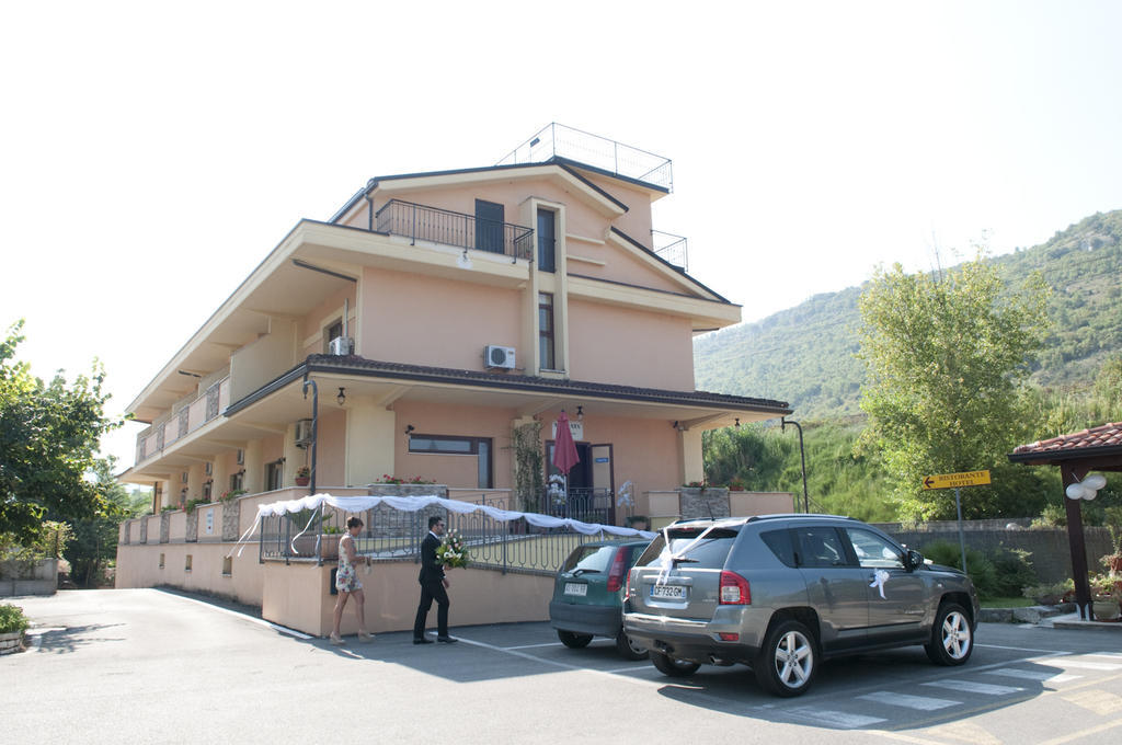 Hotel Ristorante Villa Pegaso San Pietro Infine Экстерьер фото