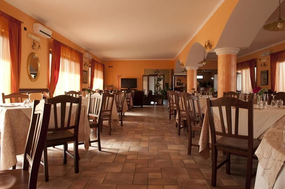 Hotel Ristorante Villa Pegaso San Pietro Infine Экстерьер фото