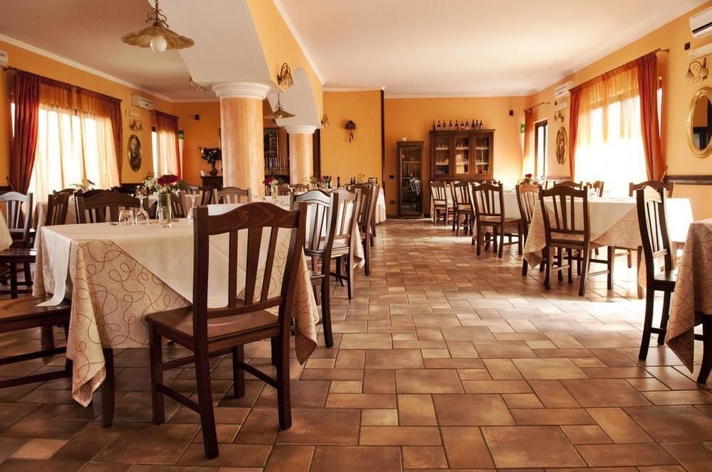 Hotel Ristorante Villa Pegaso San Pietro Infine Экстерьер фото